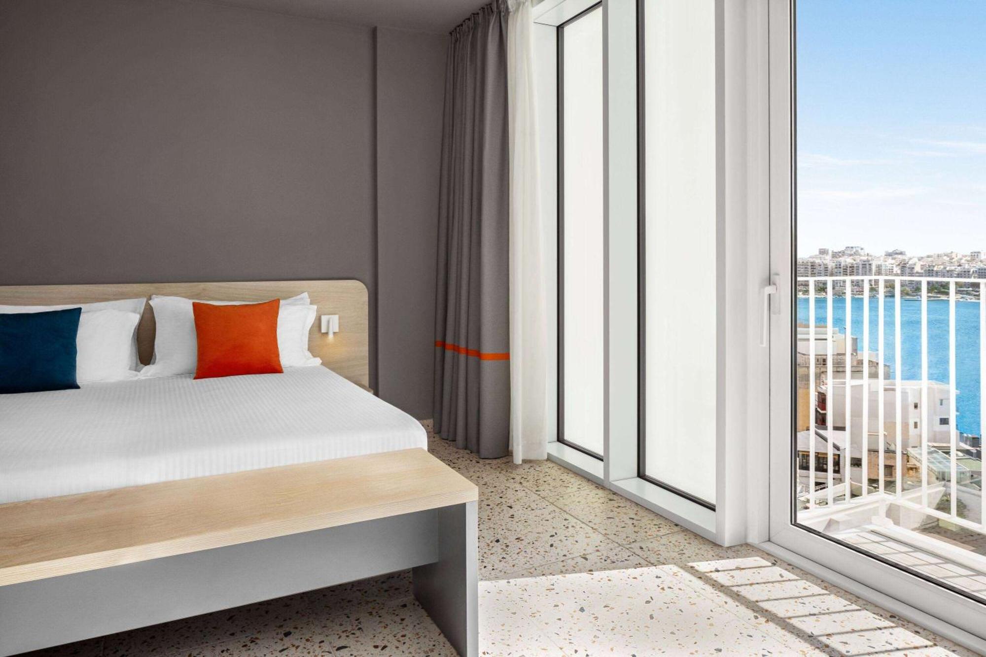 Quadro Hotel, Trademark Collection By Wyndham Сент Джулианс Экстерьер фото