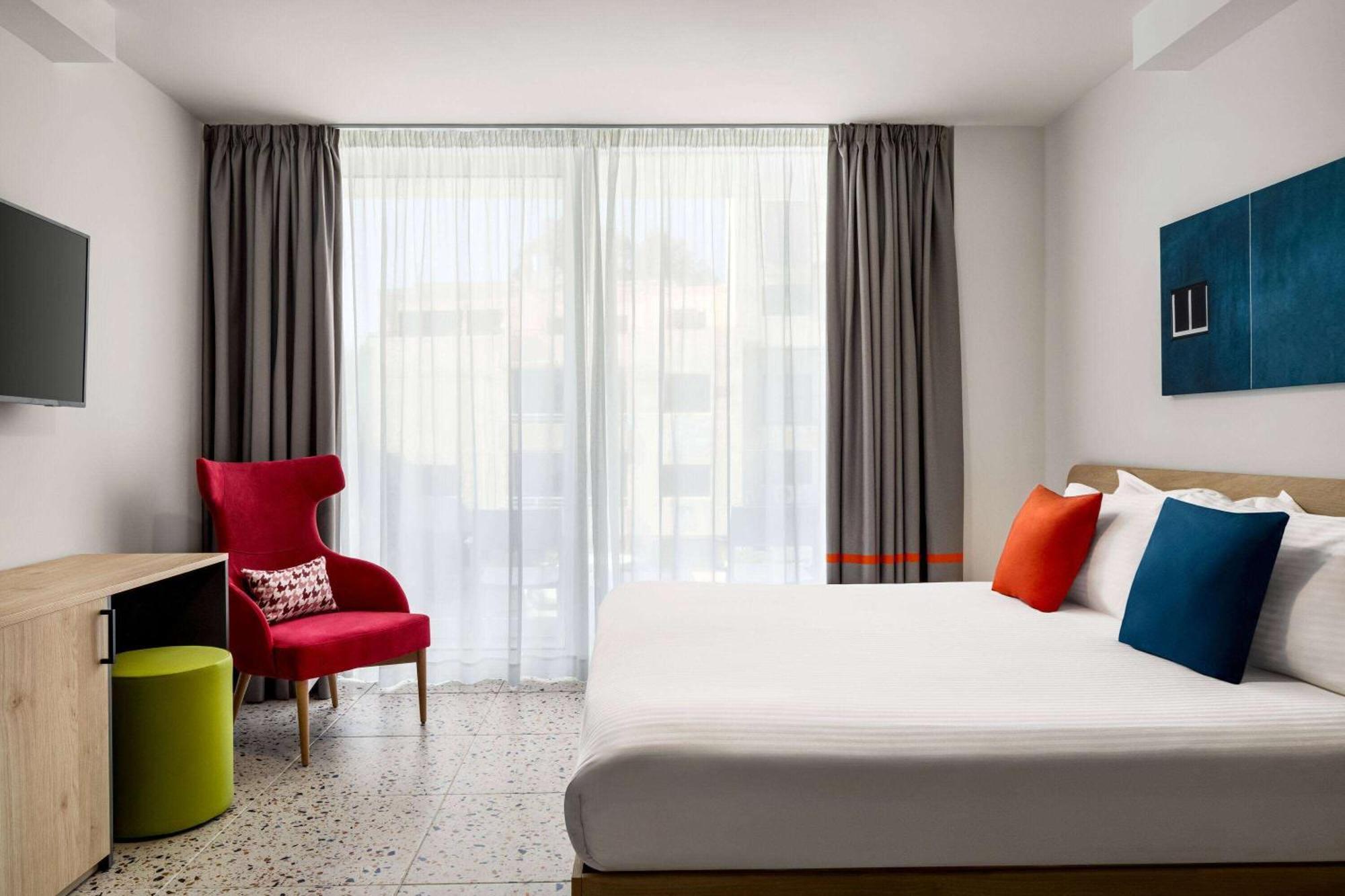 Quadro Hotel, Trademark Collection By Wyndham Сент Джулианс Экстерьер фото